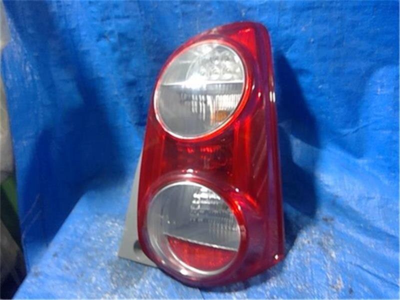 Right Tail Light TOYOTA Passo 2013 DBA-KGC35 — photo 2