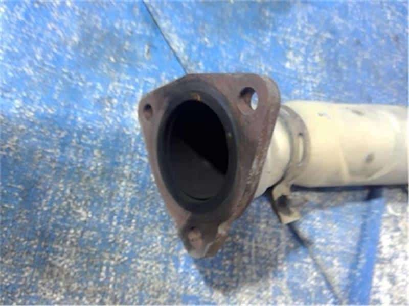Exhaust Center Muffler SUBARU Impreza 2012 DBA-GP7 44620AD490 — photo 2