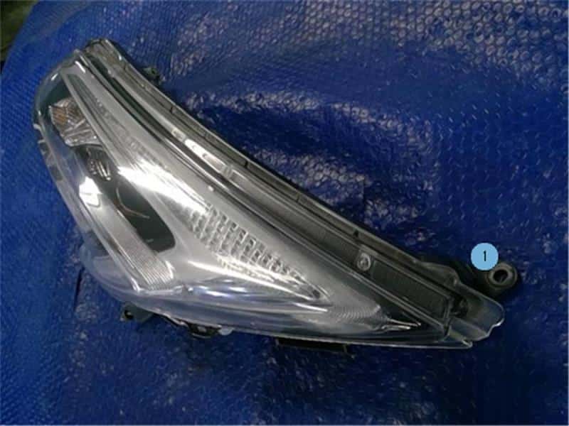 Right Side Marker Light NISSAN JUKE 2015 CBA-NF15 — photo 4
