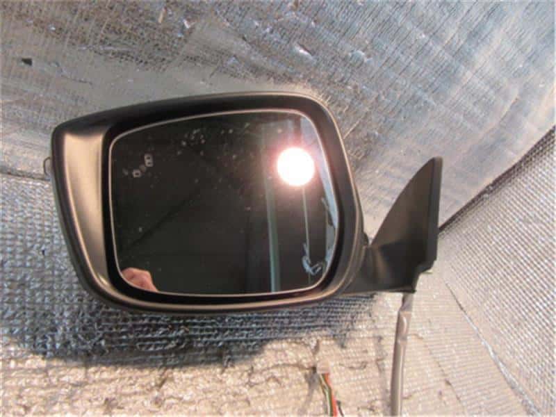 Left Side Door Mirror NISSAN Leaf_ 2018 ZAA-ZE1 — photo 2