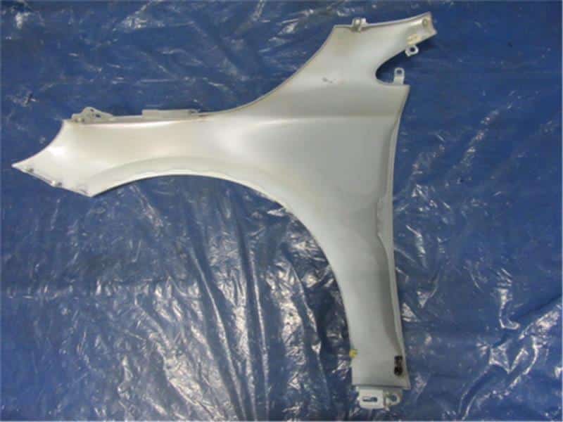 Right Fender Panel VOLVO Volvo 40 series 2013 DBA-MB4164T — photo 2