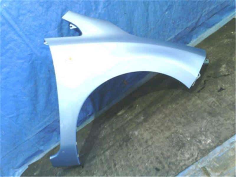 Right Fender Panel NISSAN Leaf_ 2010 ZAA-ZE0 — photo 1
