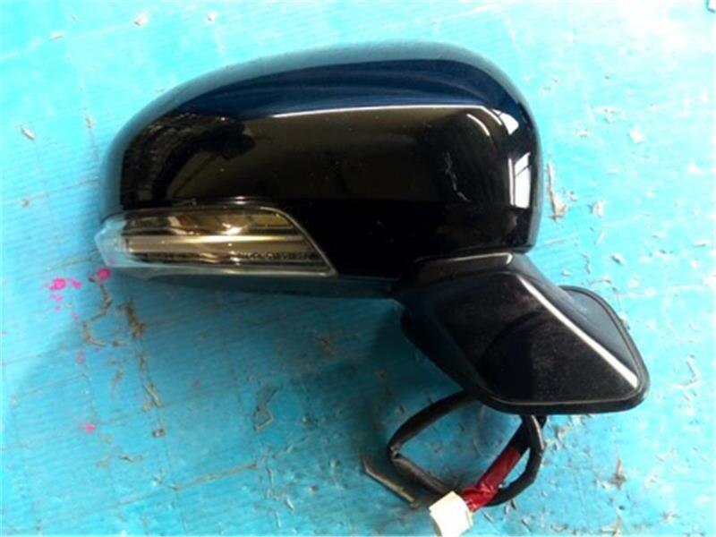 Right Side Door Mirror TOYOTA Prius 2009 DAA-ZVW30 — photo 1