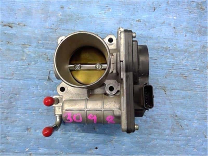 Throttle Body NISSAN Wingroad 2008 DBA-Y12 — photo 1
