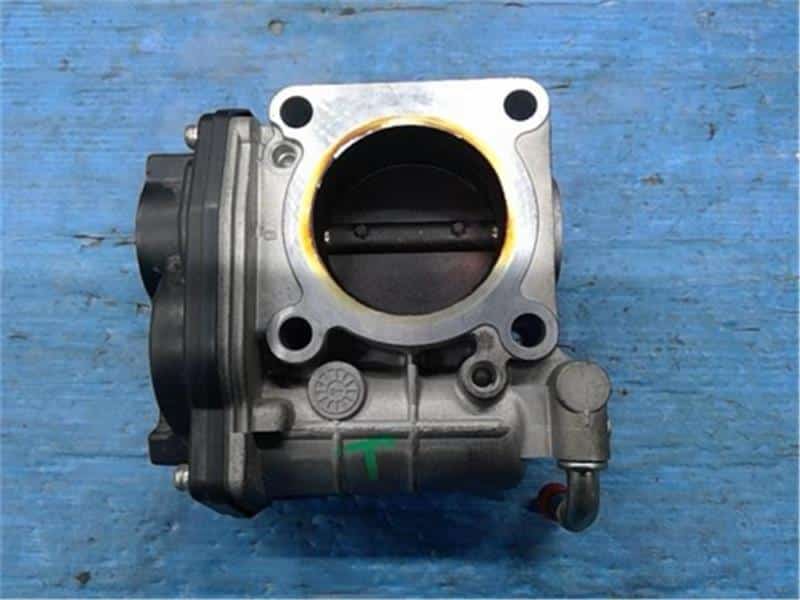 Throttle Body NISSAN Wingroad 2008 DBA-Y12 — photo 2