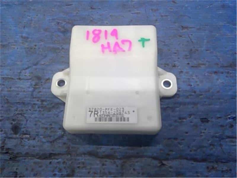 Engine Control Unit / ECU HONDA Acty 2000 GD-HA7 — photo 1