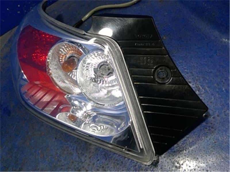 Left Tail Light TOYOTA bB 2009 DBA-QNC20 — photo 3