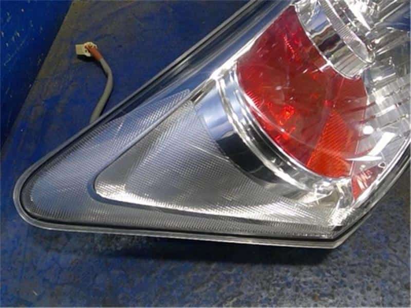 Left Tail Light TOYOTA bB 2009 DBA-QNC20 — photo 4