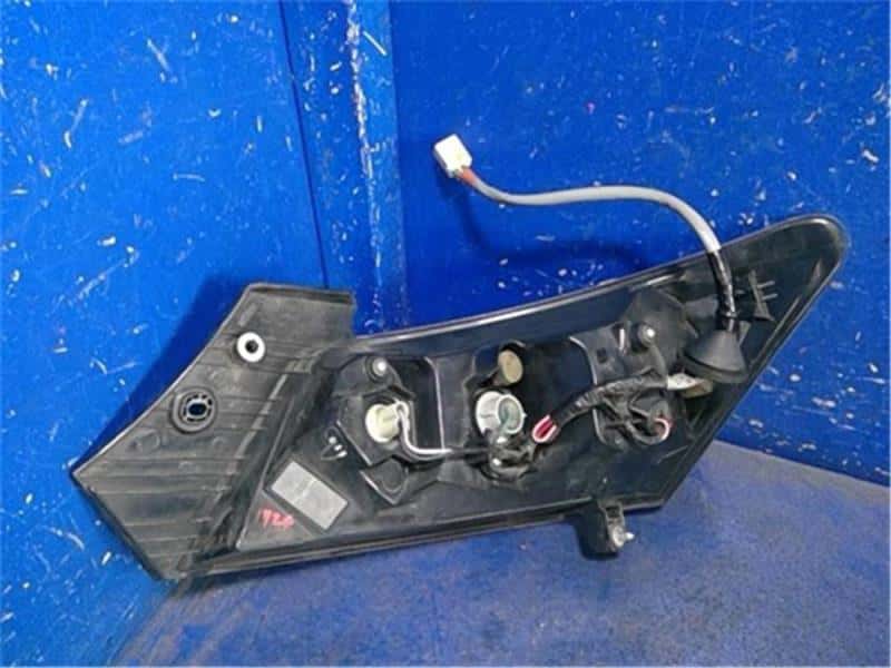 Left Tail Light TOYOTA bB 2009 DBA-QNC20 — photo 5