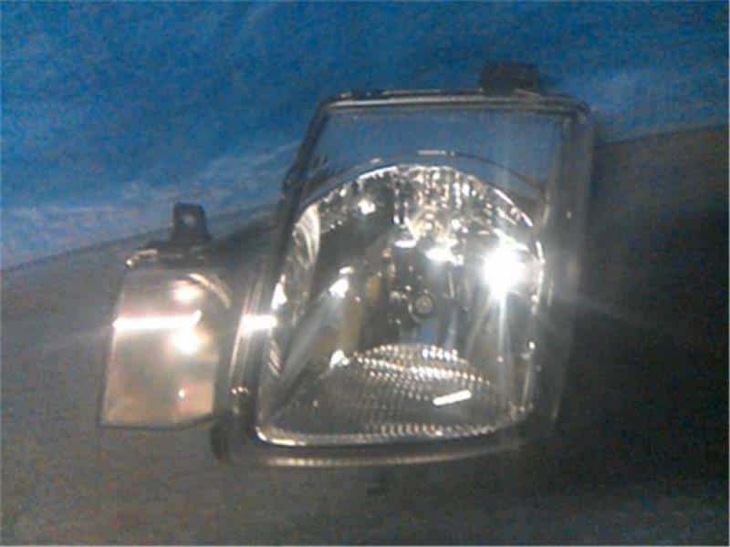 Left Headlight SUZUKI Alto 2005 CBA-HA24S 3532072J00 — photo 1