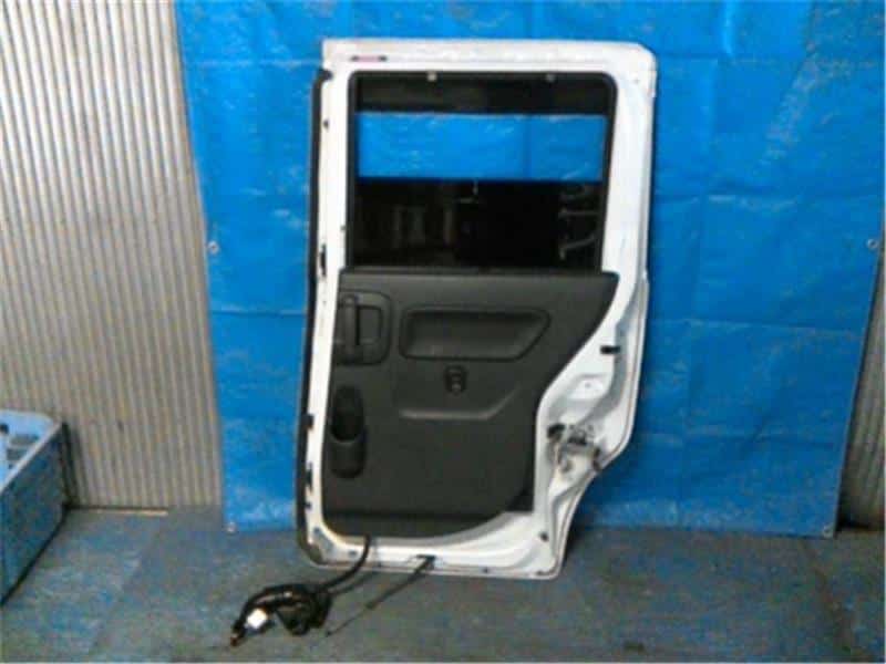 Rear Right Door Assembly SUZUKI Spacia 2014 DBA-MK32S 6850181M11 — photo 2