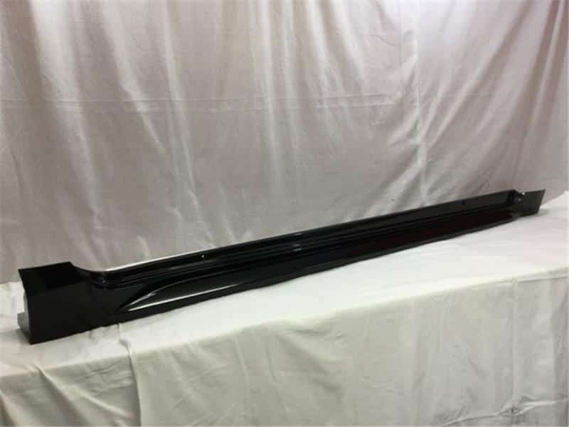 Right Side Step TOYOTA COROLLA 2020 3BA-NRE210W 7585012200 — photo 1