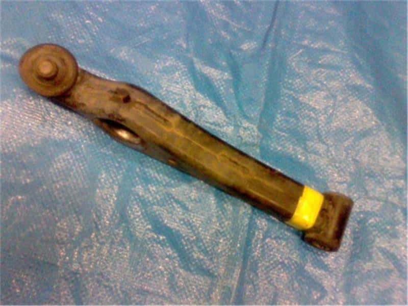 Front Right Lower Control Arm SUZUKI Wagon R 2002 UA-MC22S 4520076G22 — photo 2