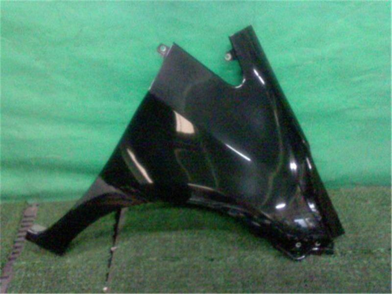 Right Fender Panel TOYOTA Ractis 2012 DBA-NSP120 — photo 1