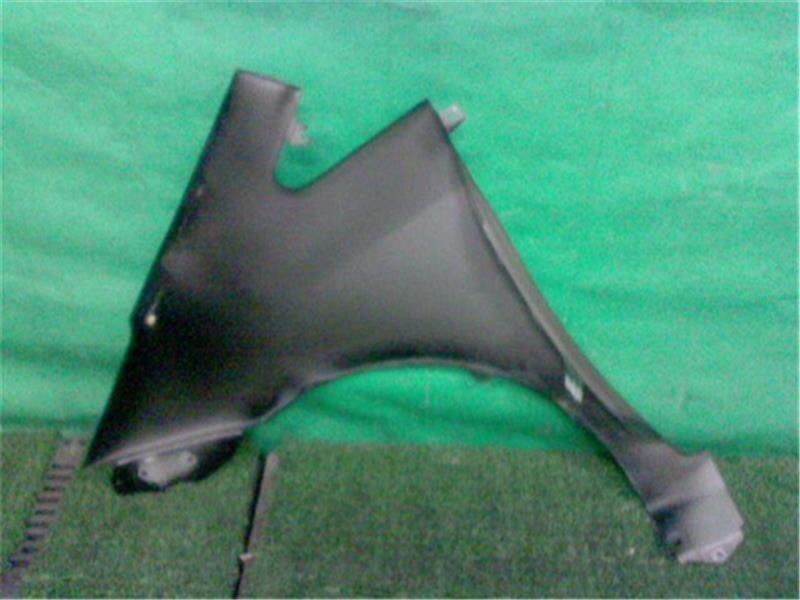Right Fender Panel TOYOTA Ractis 2012 DBA-NSP120 — photo 2