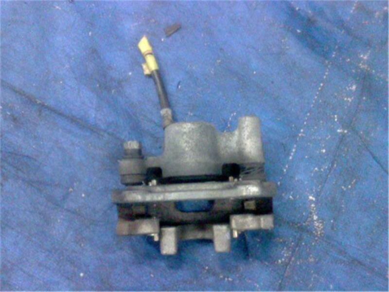 Rear Right Brake Caliper TOYOTA Wish 2014 DBA-ZGE22 — photo 2