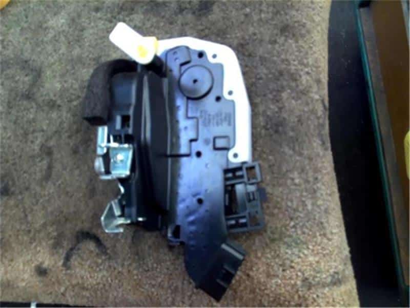 Other Exterior Parts NISSAN Cube 2011 DBA-Z12 — photo 1