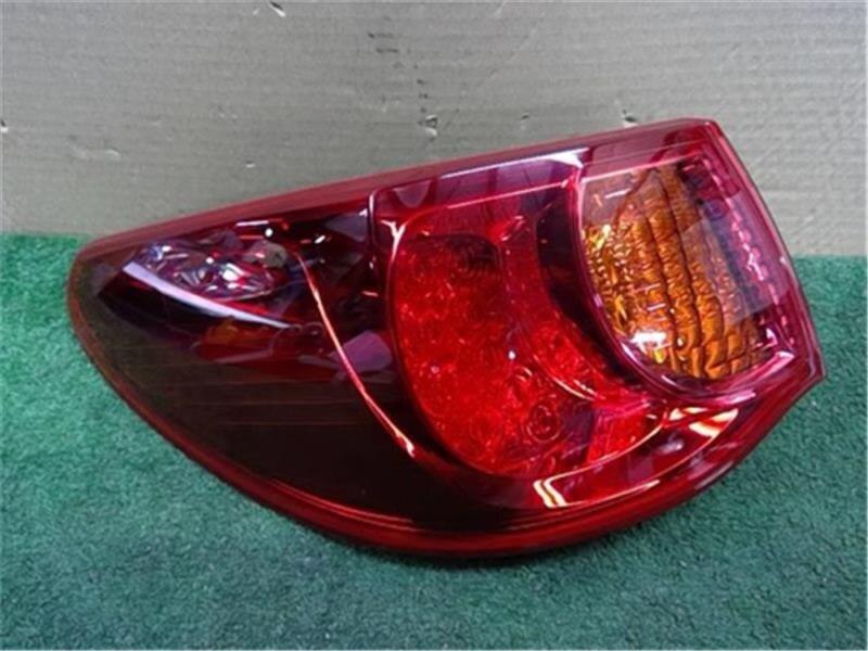 Left Tail Light TOYOTA Mark X 2010 DBA-GRX130 — photo 1