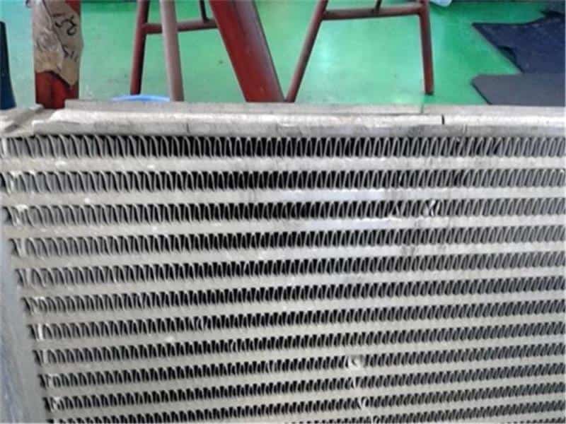 Intercooler HINO Ranger 2011 SKG-FC9JCAA — photo 3