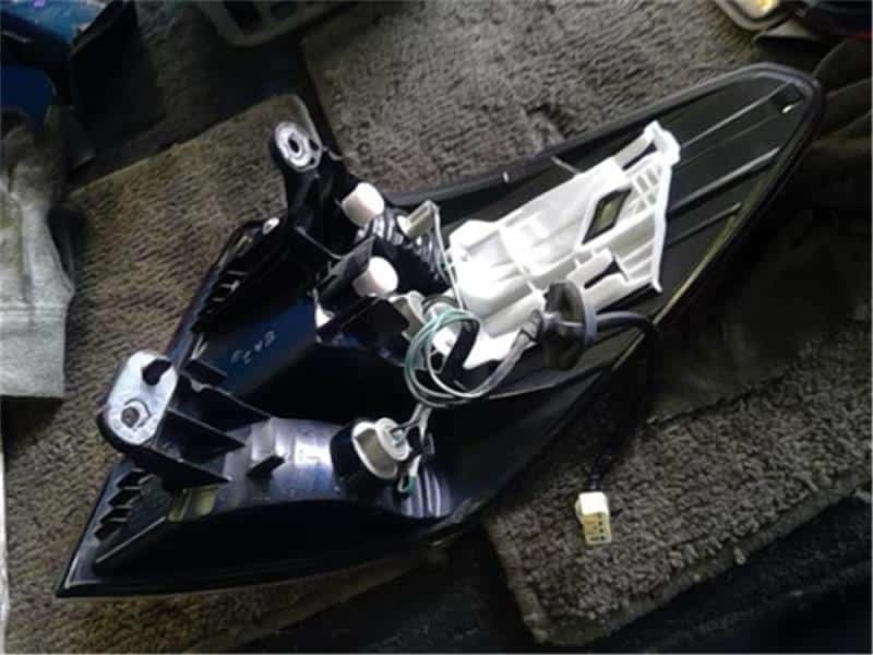 Left Tail Light SUBARU Legacy 2010 DBA-BR9 — photo 2