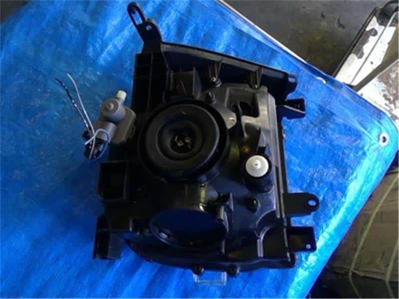 Left Headlight NISSAN Cube 2008 DBA-YZ11 — photo 3