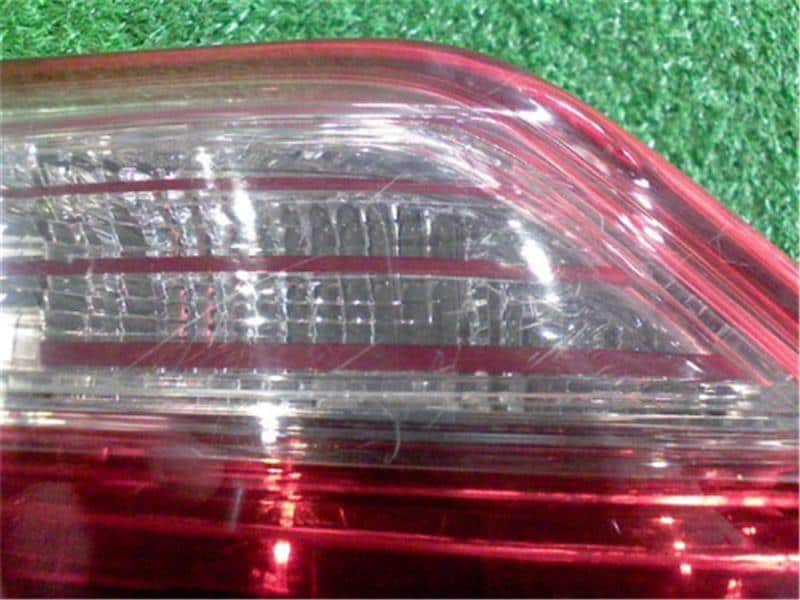 Left Tail Light TOYOTA Crown 2014 DBA-GRS200 — photo 4