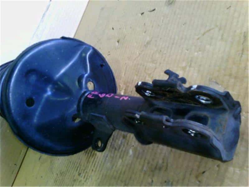 Front Right Strut Assembly TOYOTA Camry 1999 GF-SXV20 — photo 3