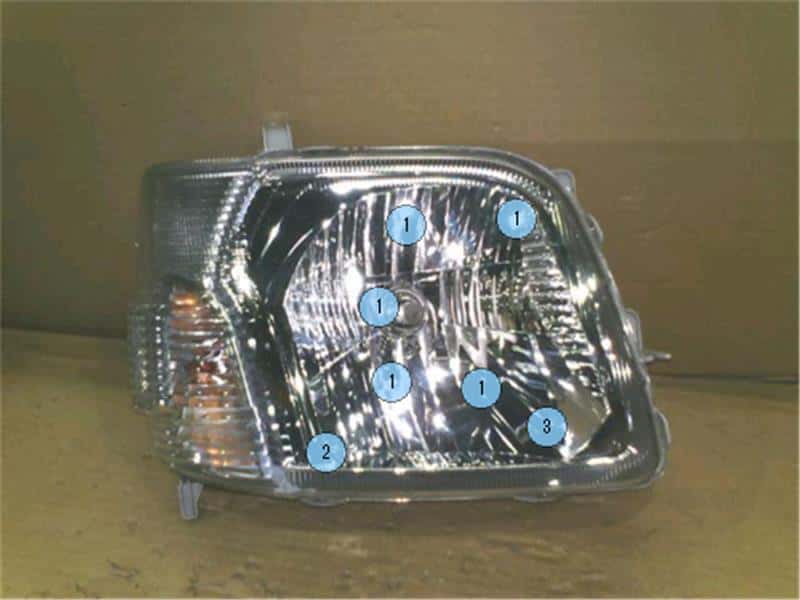 Right Headlight DAIHATSU Hijet 2017 EBD-S321V — photo 1