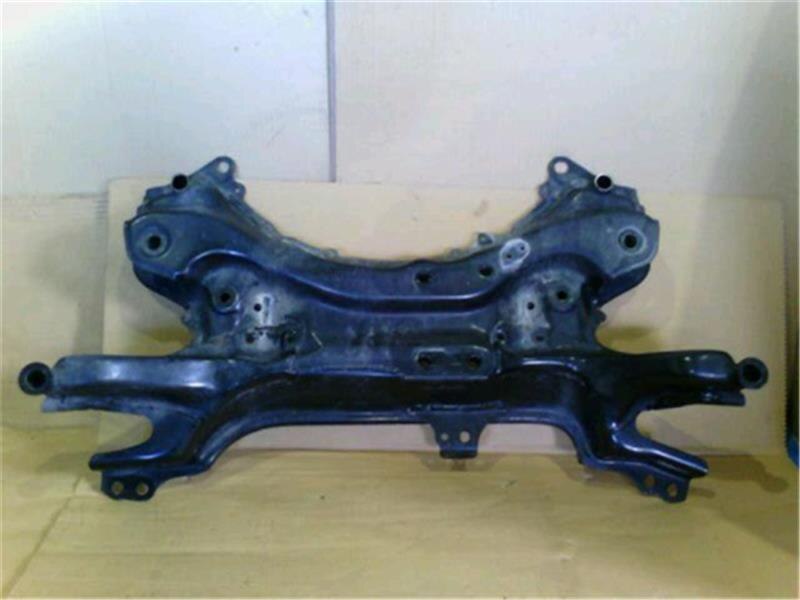 Rear Member Assembly TOYOTA Prius Alpha 2012 DAA-ZVW41 — photo 1
