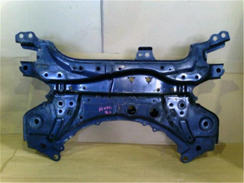 Rear Member Assembly TOYOTA Prius Alpha 2012 DAA-ZVW41 — photo 2