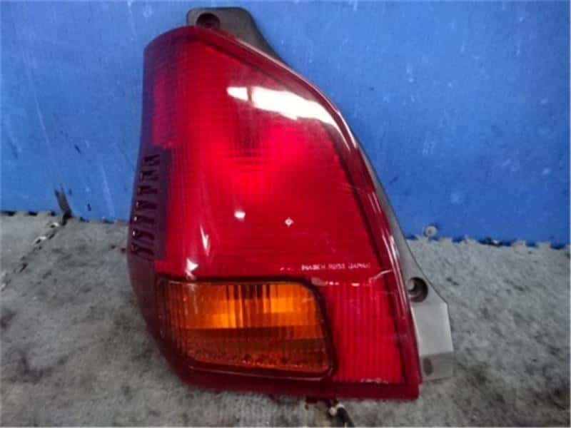 Left Tail Light MITSUBISHI Minica 2007 HBD-H47V 8330A421 — photo 1
