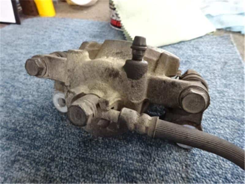 Front Right Brake Caliper HONDA Life 2010 DBA-JC1 — photo 4