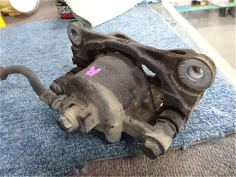 Front Right Brake Caliper HONDA Life 2010 DBA-JC1 — photo 7