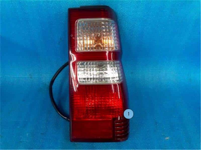 Right Tail Light MITSUBISHI Pajero Mini 2012 ABA-H58A MN111840 — photo 1