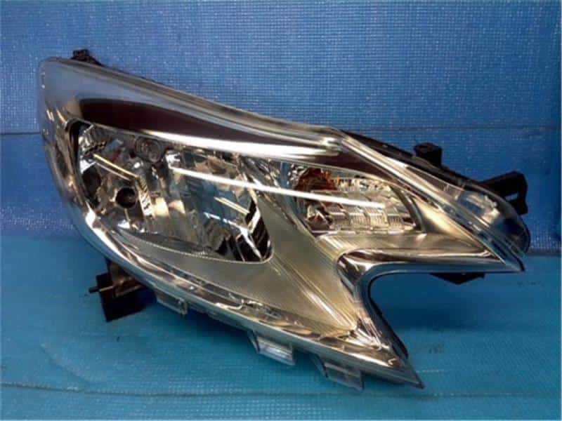 Right Headlight NISSAN Note 2015 DBA-E12 — photo 1