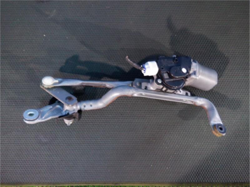 Front Wiper Motor TOYOTA Vitz 2019 DBA-KSP130 — photo 1