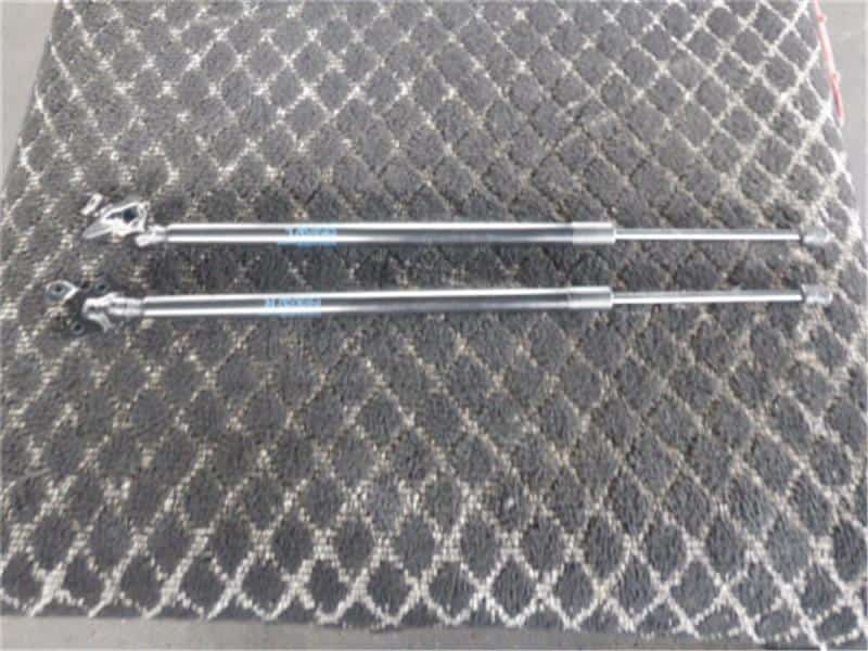 Trunk Damper HONDA N BOX 2017 DBA-JF3 — photo 1