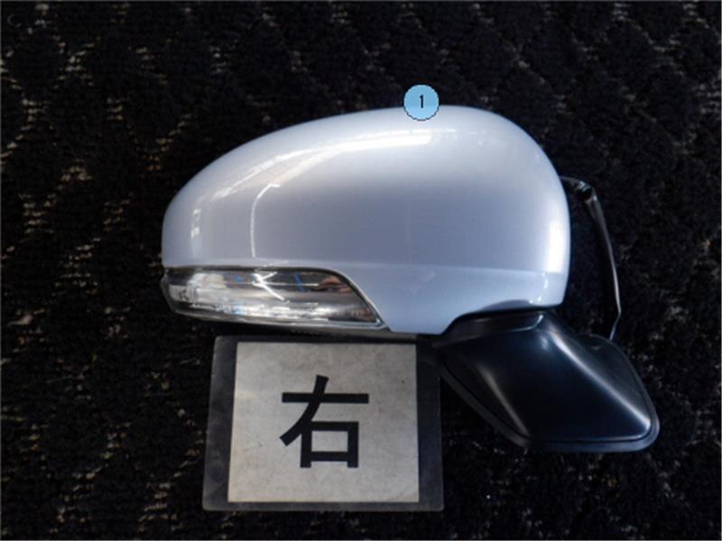 Right Side Door Mirror TOYOTA Prius 2010 DAA-ZVW30 — photo 1