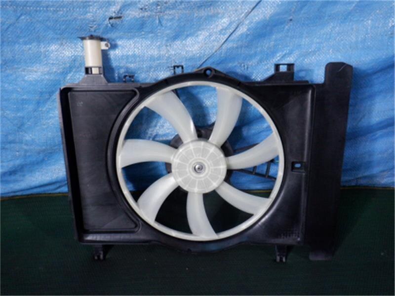 Radiator Cooling Fan TOYOTA Ractis 2010 DBA-NCP100 — photo 1
