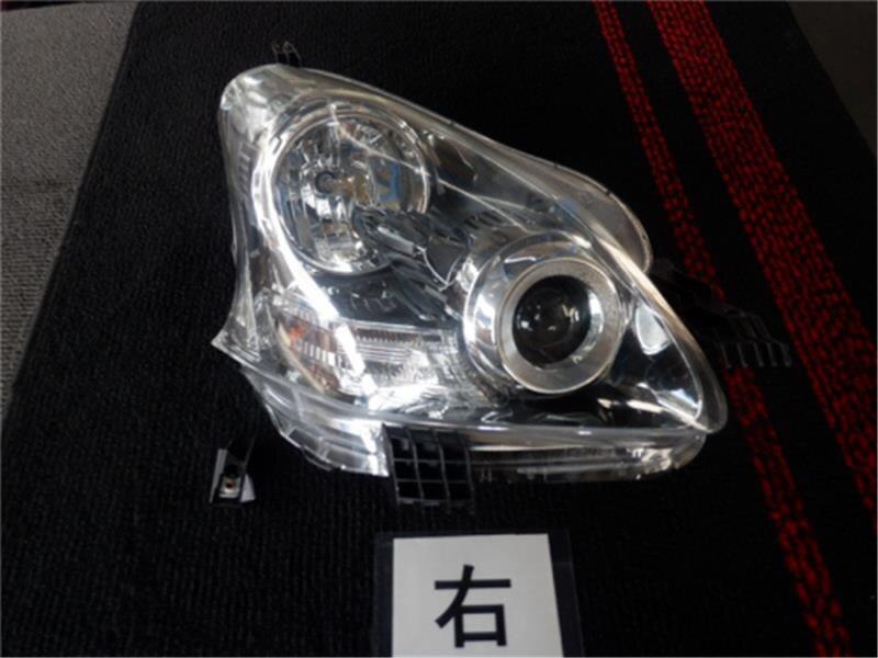 Right Headlight TOYOTA Ractis 2010 DBA-SCP100 — photo 2