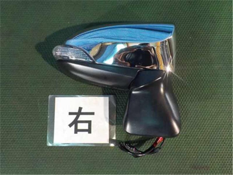 Right Side Door Mirror TOYOTA Spade 2014 DBA-NCP141 — photo 1