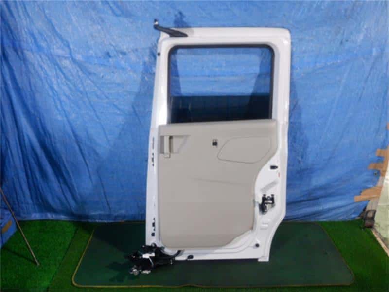 Rear Right Door Assembly MITSUBISHI Ek space 2020 5AA-B34A — photo 2