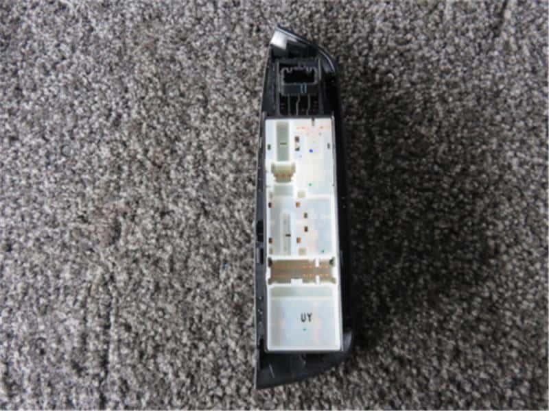 Power Window Switch NISSAN Dayz 2019 5AA-B44 — photo 2