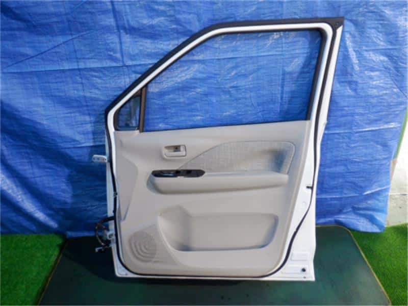Front Right Door Assembly MITSUBISHI eK Wagon 2019 5BA-B33W — photo 2