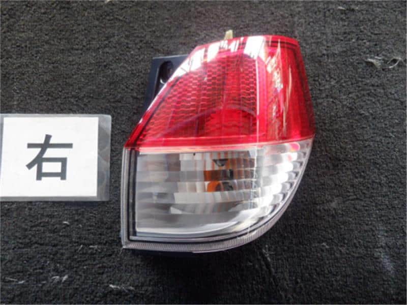 Right Tail Light MITSUBISHI Delica D2 2013 DBA-MB15S — photo 2