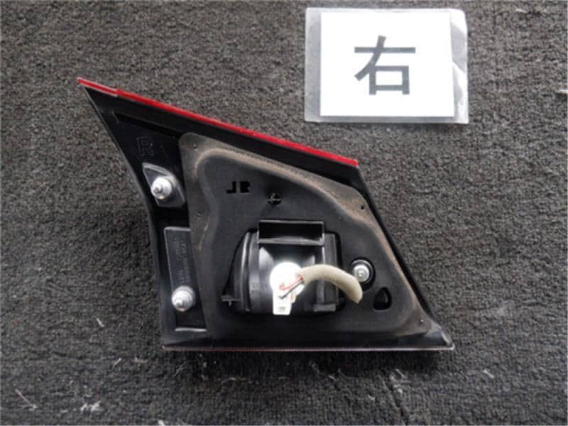Right Tail Light MITSUBISHI Delica D2 2013 DBA-MB15S — photo 3