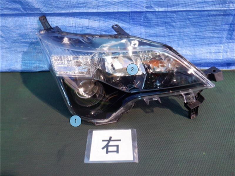 Right Headlight TOYOTA Spade 2012 DBA-NCP141 — photo 1