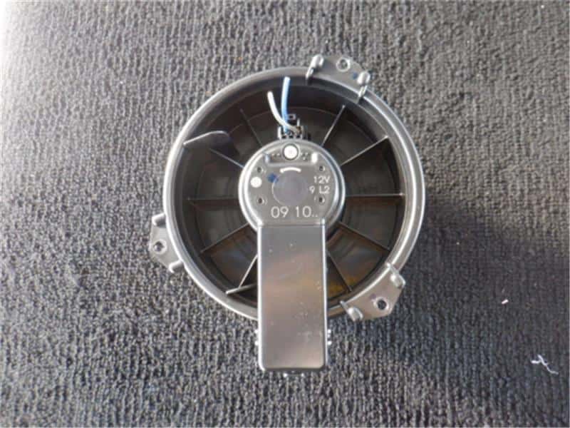 Blower Motor DAIHATSU Move 2009 DBA-L175S — photo 2
