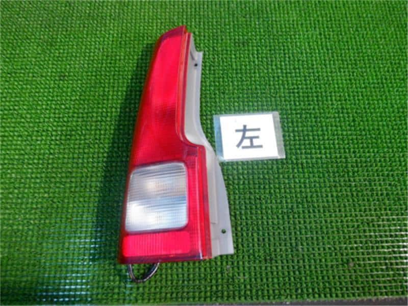 Left Tail Light HONDA Life 2000 GF-JB1 — photo 2