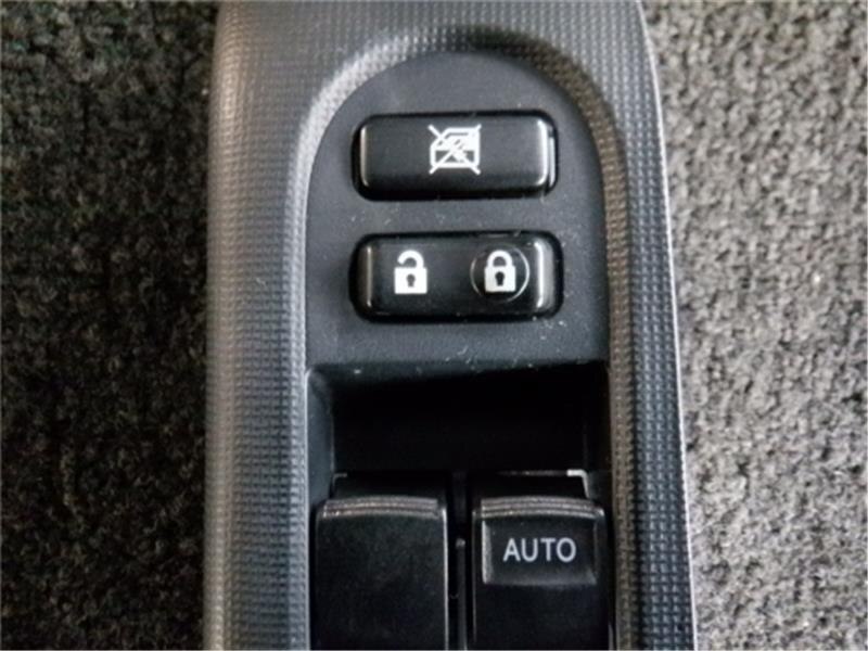 Power Window Switch TOYOTA Spade 2013 DBA-NCP141 — photo 5
